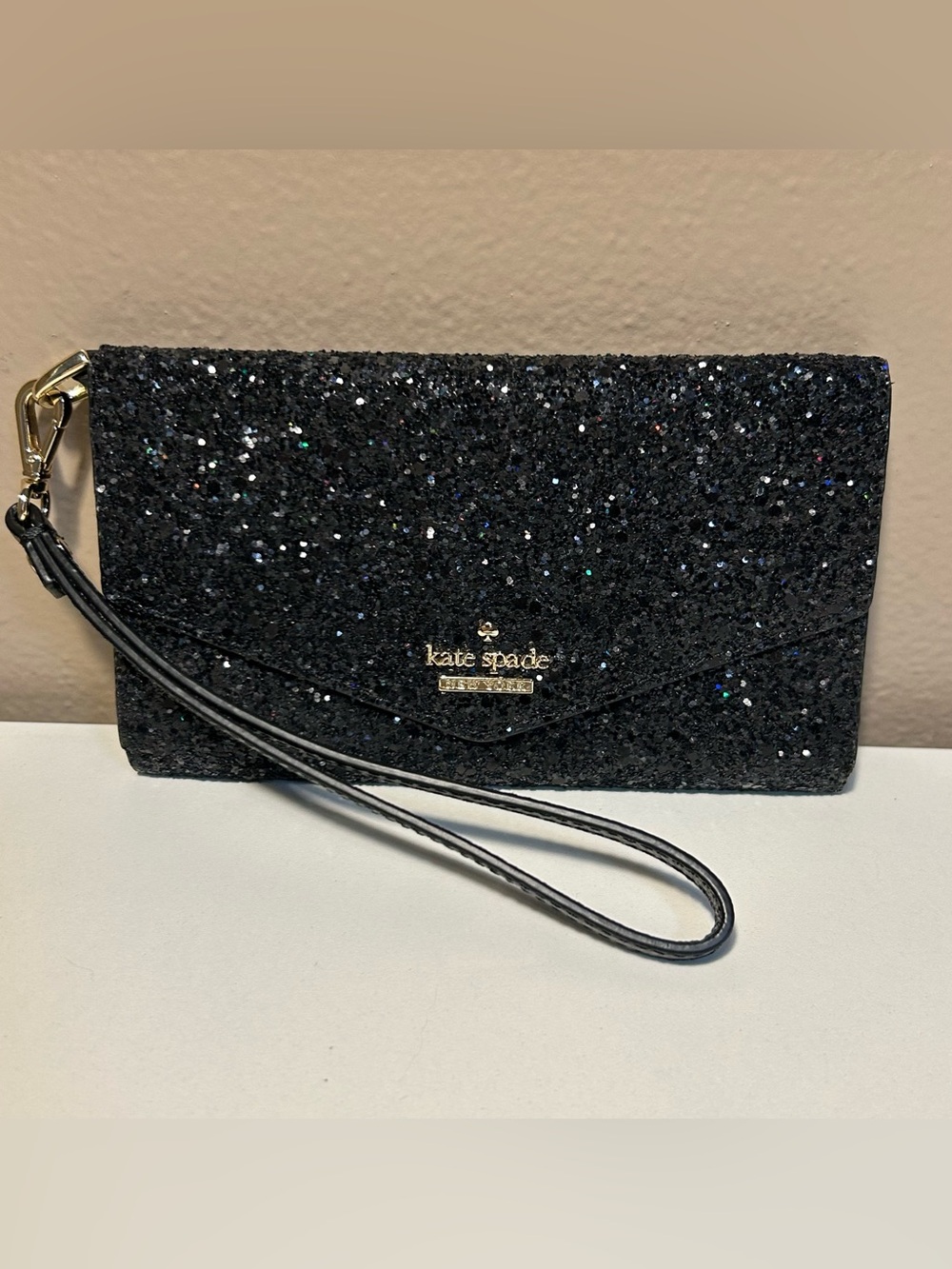 Kate Spade New York Laurel Way Black Glitter Wristlet Clutch